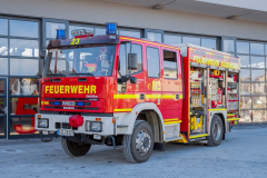 1-23_Fahrerseite_Gesamtansicht_Nah_G_offen